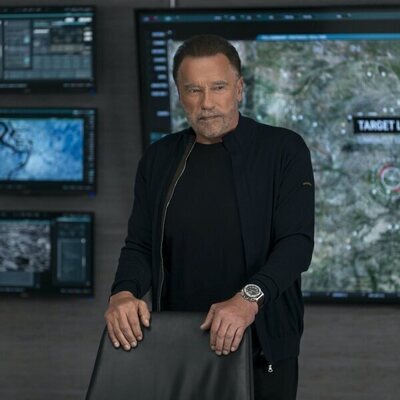 Arnold Schwarzenegger en 2x06 'Pizzapocalipsis Penny Possum' de 'Fubar'