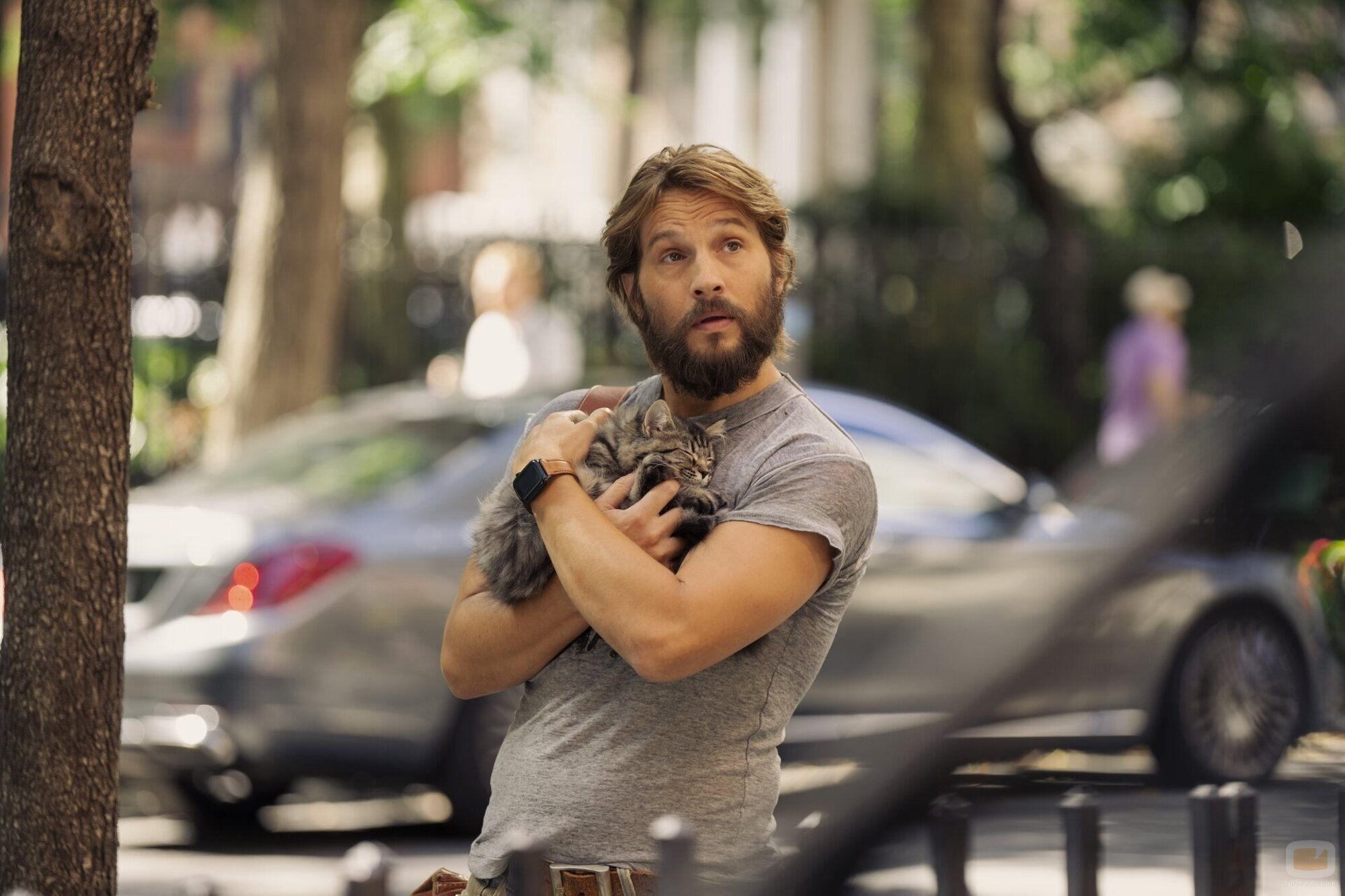 Logan Marshall-Green en el 3x02 de 'And Just Like That...'