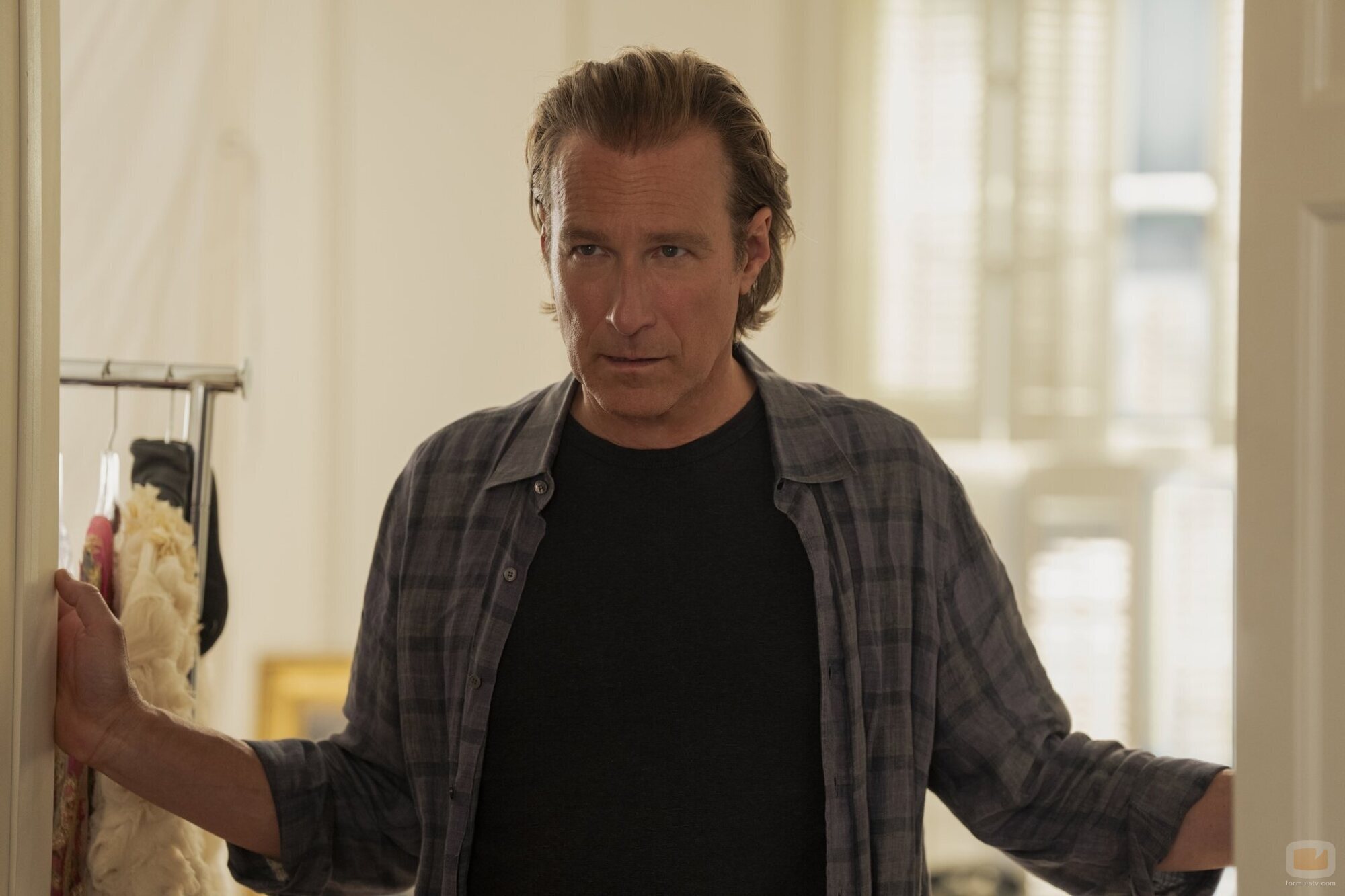 John Corbett en 3x02 titulado 'Carrera de Ratas' de 'And Just Like That...'