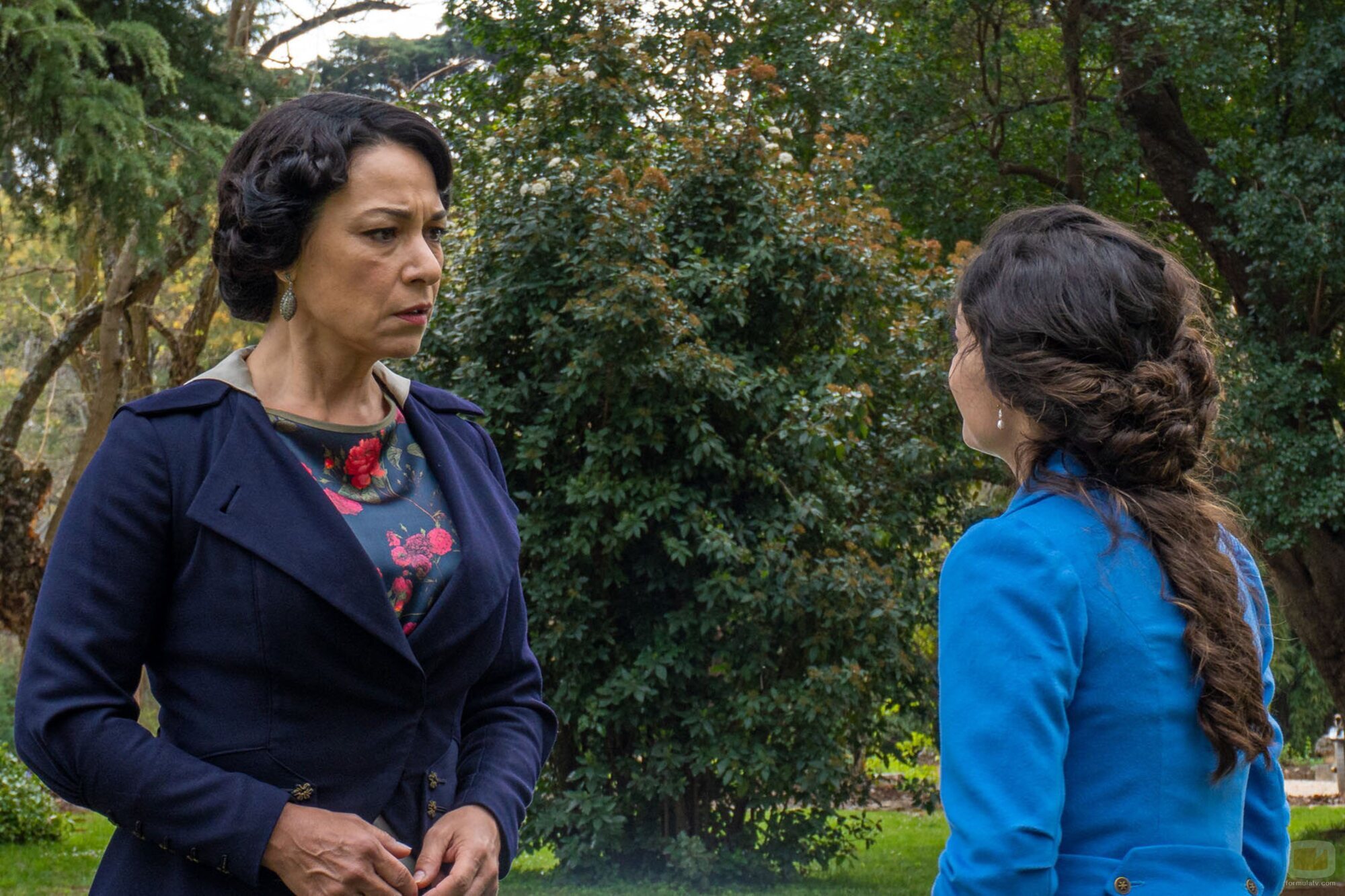 Isabel Serrano y Marta Costa en la temporada 4 y el capítulo 126 de 'La promesa'