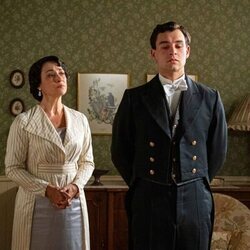 Isabel Serrano y Xavi Lock en el 4x127 de 'La promesa'