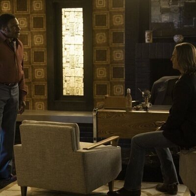 Josh Holloway en 'Deslumbrante Luz & Gloria' de 'Duster'