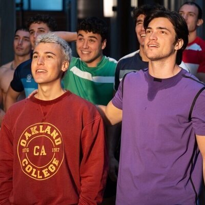 Martí Cordero y Juan Perales en 1x07 titulado 'Se llaman tácticas' de 'Olympo'