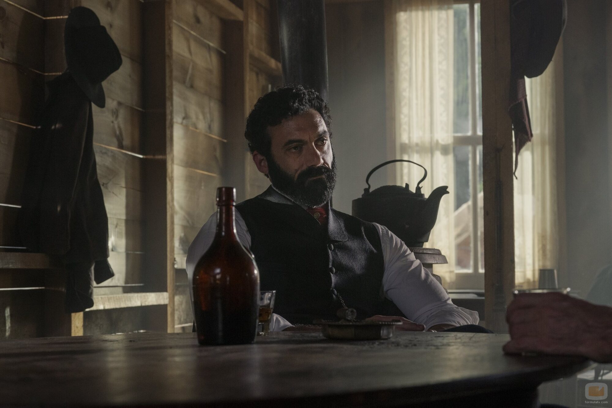 Morgan Spector en '¿Quién está al mando aquí?' de 'La edad dorada'