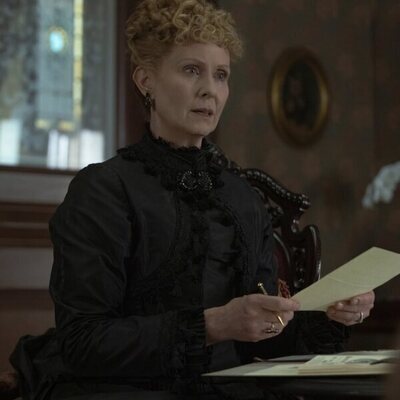 Cynthia Nixon en '¿Quién está al mando aquí?' de 'La edad dorada'
