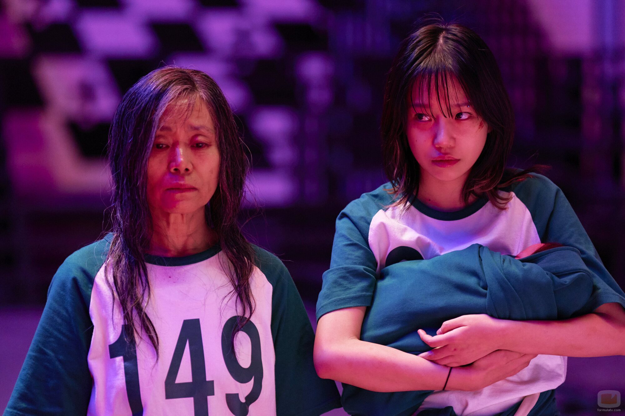 Kang Ae-shim y Jo Yuri en el 'No es culpa tuya' de 'Squid Game'