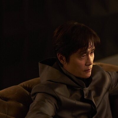 Lee Byung-hun en el 3x04 de 'Squid Game (Ojing-eo Geim)'