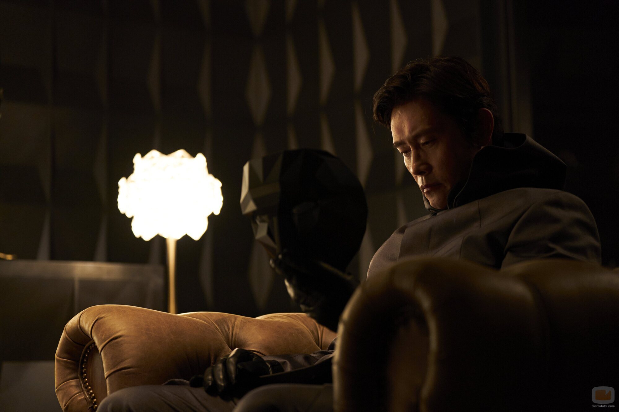 Escena de Lee Byung-hun en el 3x04 de 'El juego del calamar'