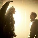 Gwendoline Christie y Tom Sturridge en 'Una esperanza en el infierno' de 'Sandman'