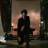 Gwendoline Christie y Tom Sturridge en Capítulo 4 titulado 'Una esperanza en el infierno' de 'Sandman'