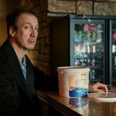 David Thewlis en el 1x05 de 'Sandman'