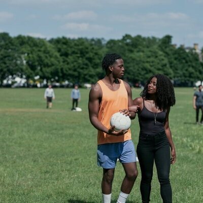 Kirby Howell-Baptiste en 'El sonido de sus alas' de 'The Sandman'