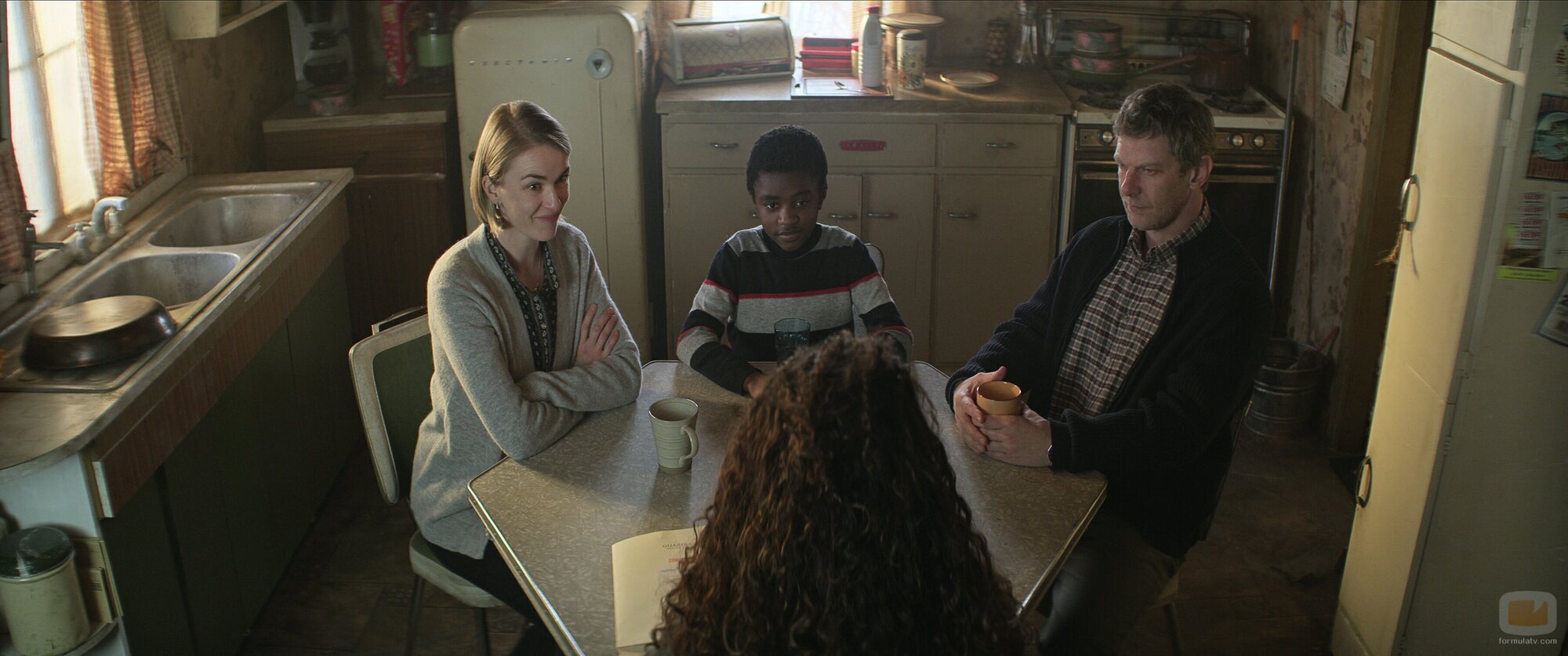 Sam Hazeldine en 1x08 'Jugar a papás y mamás' de 'Sandman'