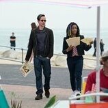 John Cameron Mitchell y Kyo Ra en el 1x08 de 'Sandman'