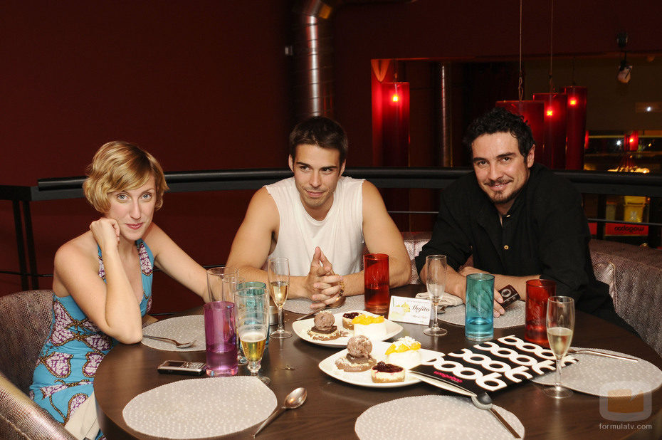 Cecilia Freire, Álex Barahona y José Manuel Seda cenan juntos