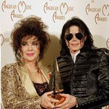 Michael Jackson con Elizabeth Taylor