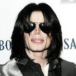Michael Jackson, muerto de un paro cardíaco