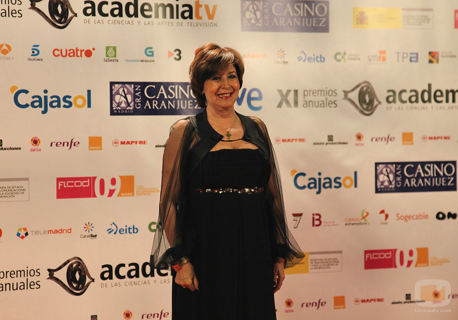 Concha Velasco recibe el premio a toda una vida de la Academia de TV en 2009