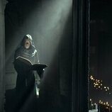 Adrian Lester en 2x01 'Estación de nieblas' de 'Sandman'