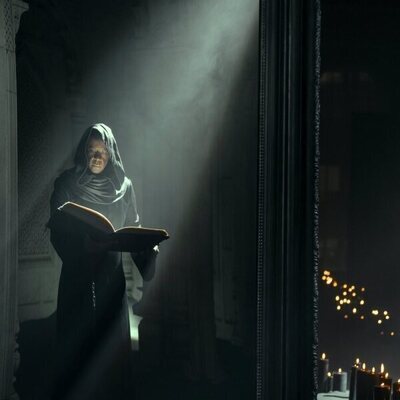 Adrian Lester en 2x01 'Estación de nieblas' de 'Sandman'