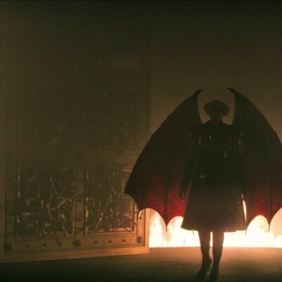 Gwendoline Christie en la temporada 2 y el capítulo 01 de 'Sandman'