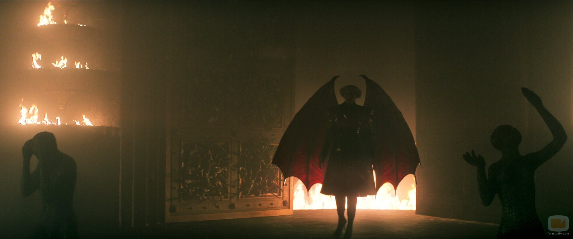 Gwendoline Christie en la temporada 2 y el capítulo 01 de 'Sandman'