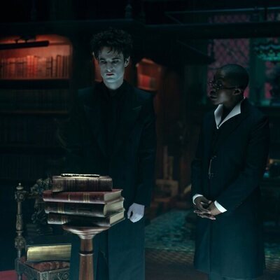 Tom Sturridge y Vivienne Acheampong en 2x03 'Más demonios de los que el vasto Infierno puede contener' de 'Sandman'
