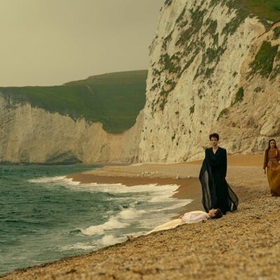 Tom Sturridge y Ruairi O'Connor en la temporada 2 y el capítulo 05 de 'Sandman'