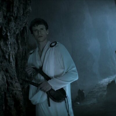 Ruairi O'Connor en 2x05 titulado 'La canción de Orfeo' de 'Sandman'