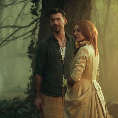 Barry Sloane y Esme Creed-Miles en 2x06 titulado 'Sangre propia' de 'Sandman'