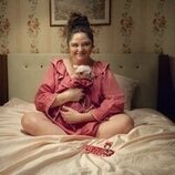 Megan Stalter en la temporada 1 y el capítulo 01 de 'Sin medida'