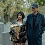 Owen Thiele y Amita Rao en la temporada 1 y el capítulo 05 de 'Adults'