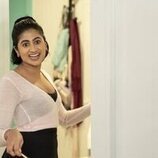 Amita Rao en 1x07 'Annabelle' de 'Adults'