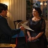 Isabel Serrano y Arturo García Sancho en la temporada 4 y el capítulo 144 de 'La promesa'