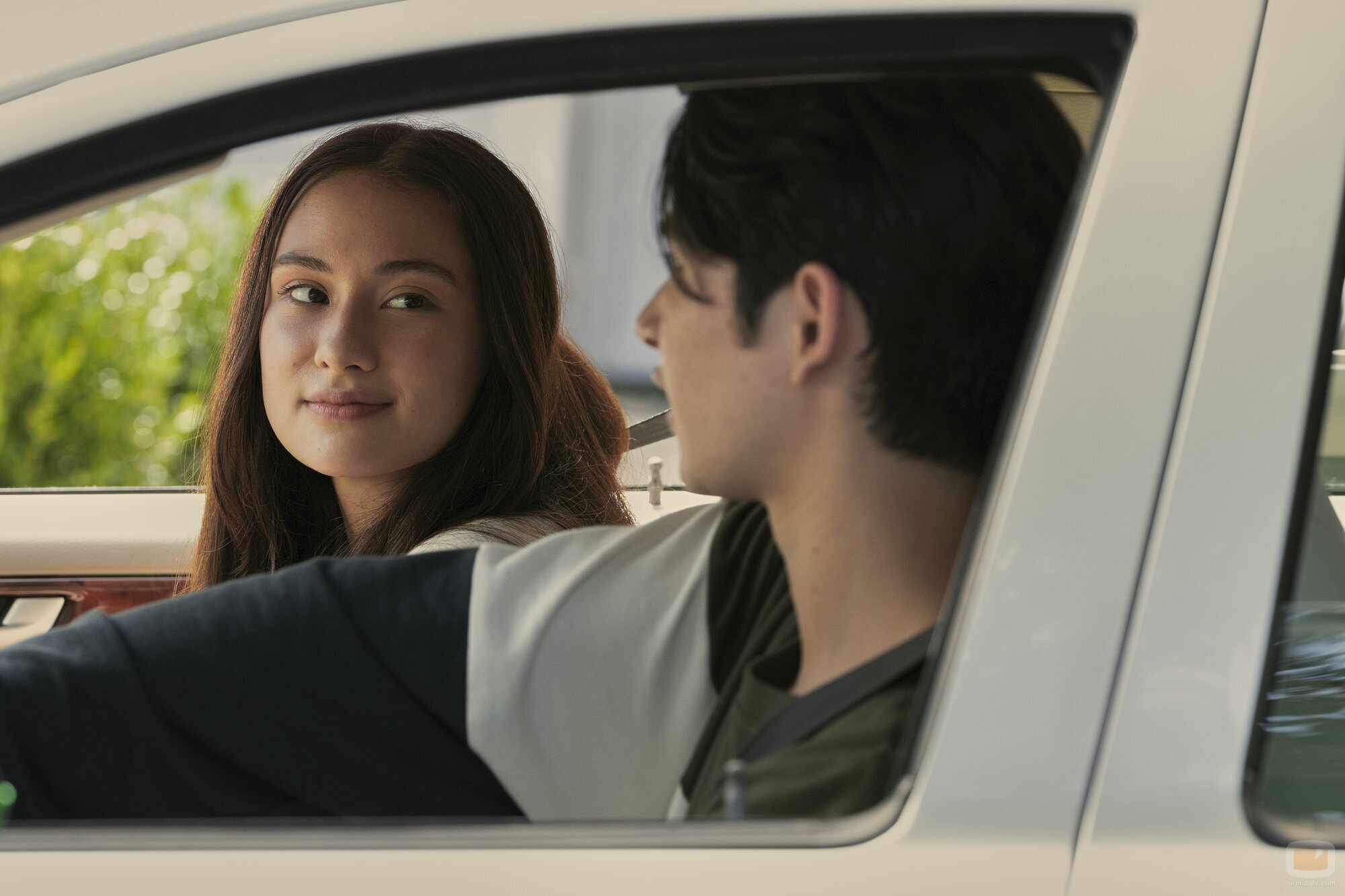 Lola Tung y Sean Kaufman en 'Vestido de verano' de 'The Summer I Turned Pretty'