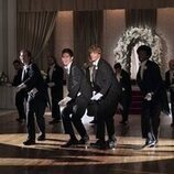 Gavin Casalegno y Sean Kaufman en la temporada 1 y el capítulo 07 de 'El verano en que me enamoré'