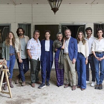 Reparto de 'Pura Sangre' en la presentación de la serie