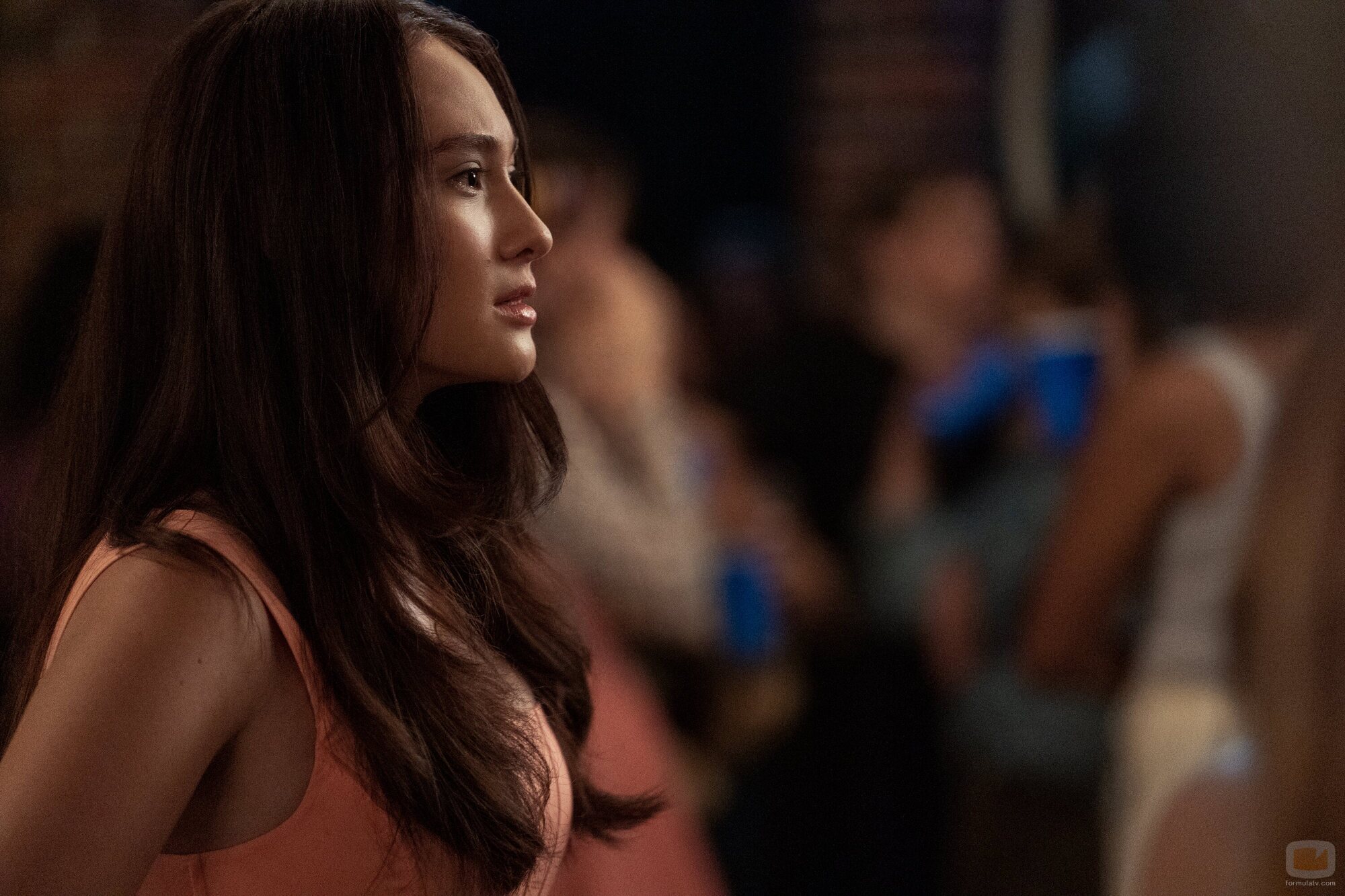 Lola Tung en 2x01 'Amor perdido' de 'El verano en que me enamoré'