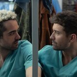 Xoan Forneas y Pablo Alborán se miran en 'Respira 2'