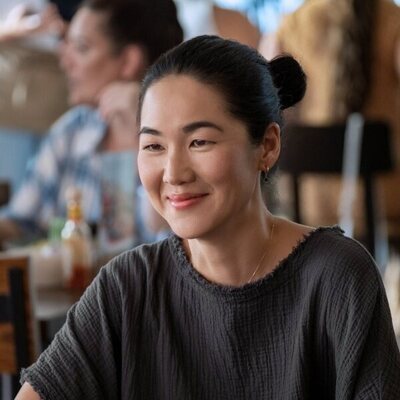 Jackie Chung en la temporada 2 y el capítulo 02 de 'El verano en que me enamoré'
