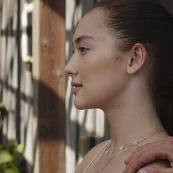 Foto de Lola Tung en Capítulo 2 titulado 'Escena de amor' de 'El verano en que me enamoré'