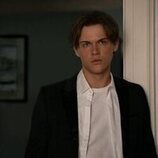 Escena de Christopher Briney en el 2x02 de 'El verano en que me enamoré'