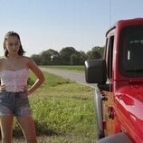 Lola Tung en el 2x02 de 'El verano en que me enamoré'