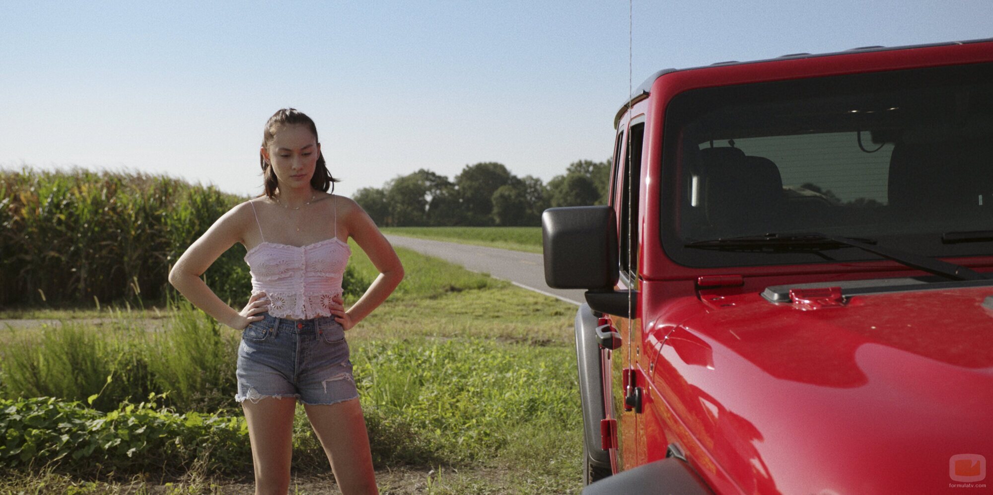 Lola Tung en el 2x02 de 'El verano en que me enamoré'