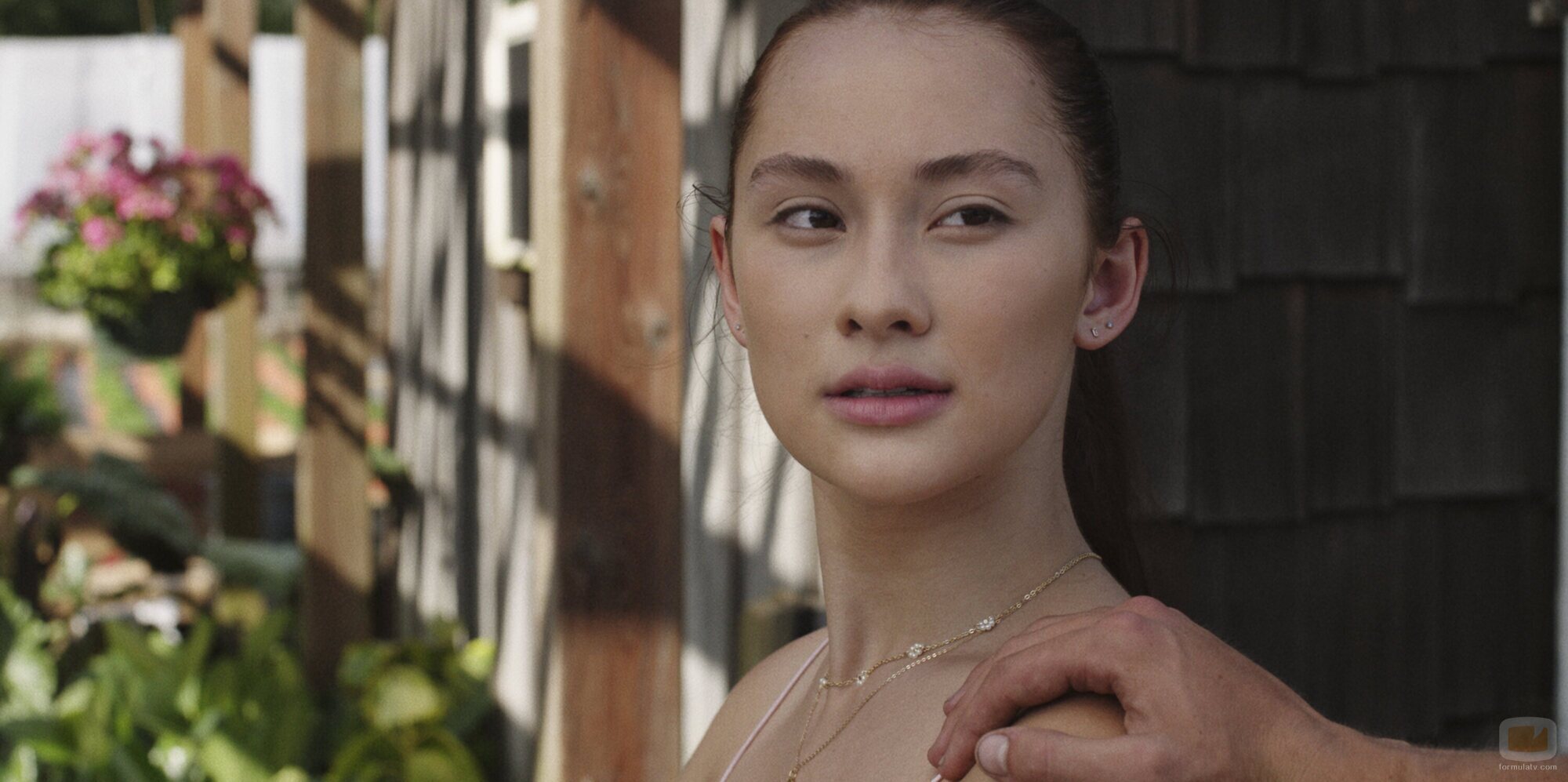 Lola Tung en el 2x02 de 'The Summer I Turned Pretty'