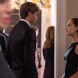 Lola Tung en 2x03 titulado 'Amor enfermo' de 'El verano en que me enamoré'