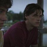 Christopher Briney y Gavin Casalegno en Capítulo 3 titulado 'Amor enfermo' de 'El verano en que me enamoré'