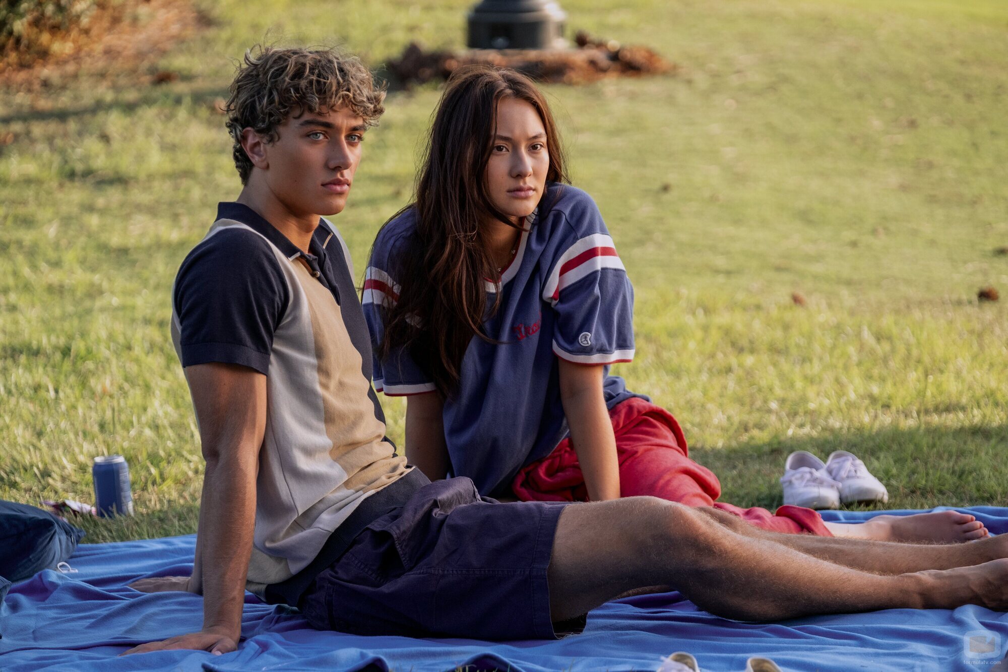 Lola Tung y Gavin Casalegno en 'Amor tonto' de 'The Summer I Turned Pretty'