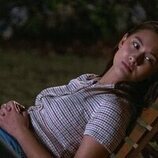 Lola Tung en el 2x07 de 'El verano en que me enamoré'