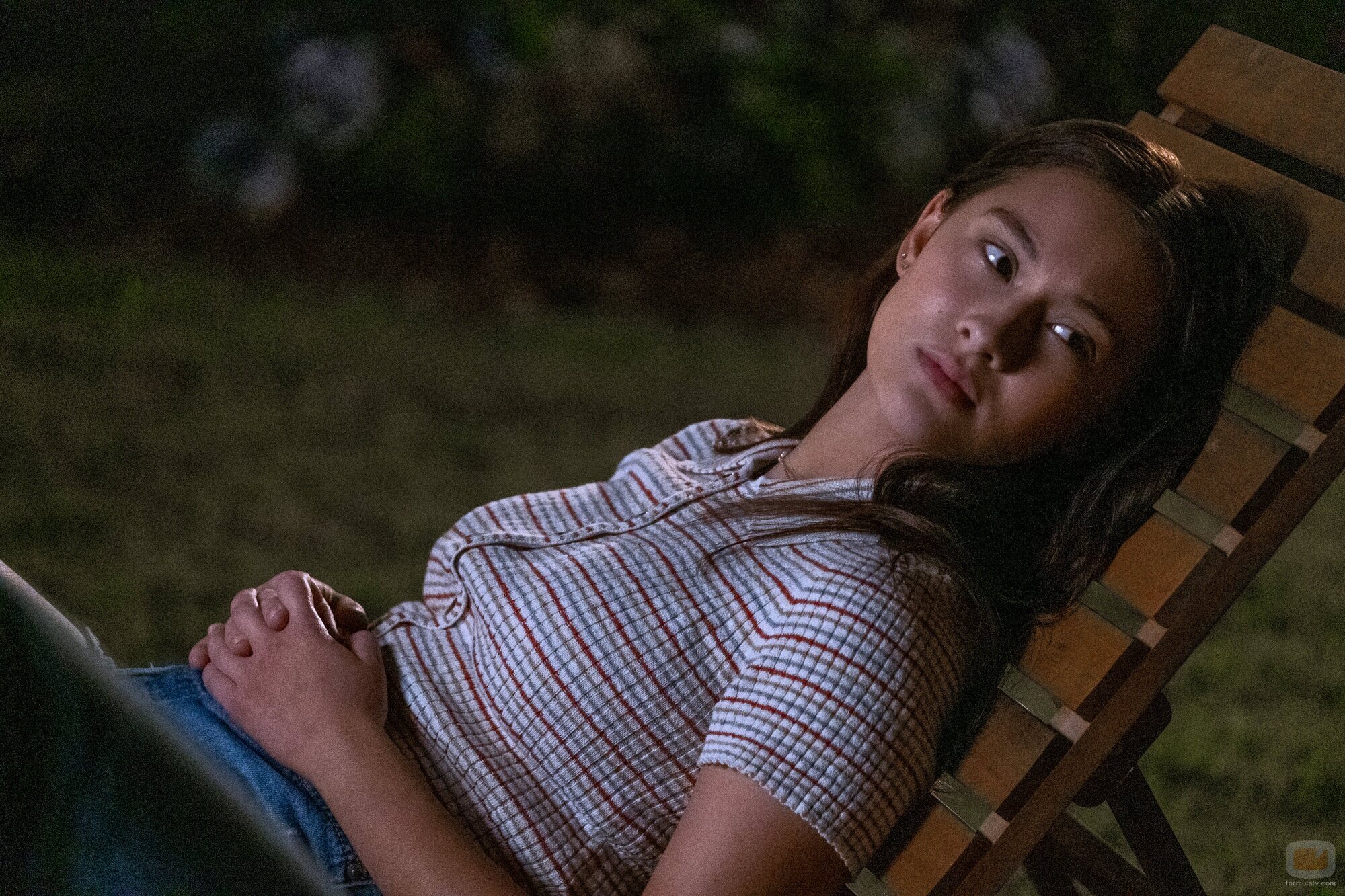 Lola Tung en el 2x07 de 'El verano en que me enamoré'